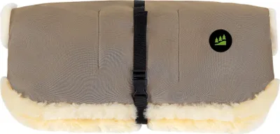 Produktbild von Odenwälder BabyNest Handwärmer Lammfell Muffolo ''long'', sweet chocolate