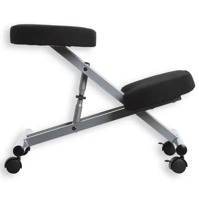 Produktbild von Kniestuhl Kniehocker Sitzhocker Bürohocker Gesundheitsstuhl ROBERT in schwarz/alufarben, höhenverstellbar, bequem gepolstert, rollbar