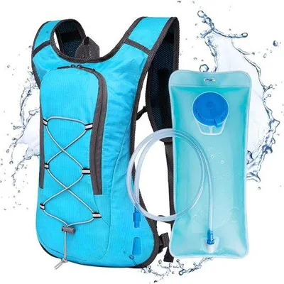 Produktbild von Famanu Trinkrucksack - Leicht und langlebig - Schwarz
