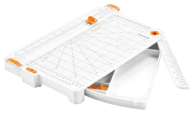 Obrázok produktu pre Rezačka papiera Fiskars SureCut s úložným priestorom A4