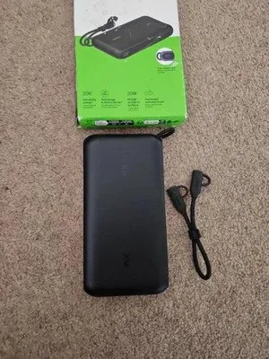 Produktbild von Belkin Powerbank 20.000mAh schw. Display PD 20W USB-C BPB028hqBK