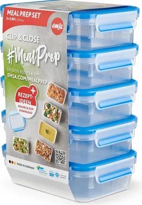 The image shows the packaging of a set of EMSA Clip & Close meal prep containers.