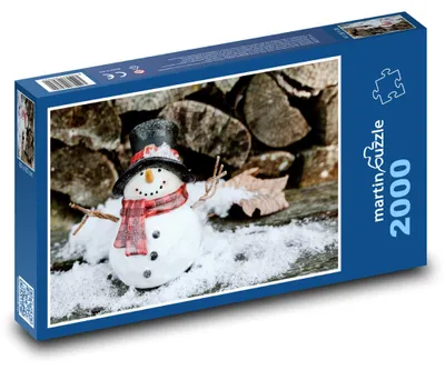 Zdjęcie produktu dla Puzzle 2000 Bałwan w Zimowej Dekoracji - martinpuzzle