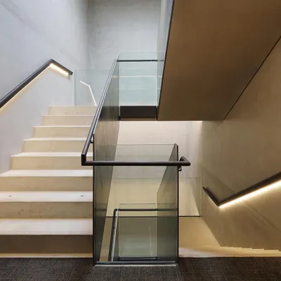 Produktbild von DOTLUX LED-Streifen 24W 8mm 2700K IP20 5m-Rolle inkl. 15cm Anschlusskabel einseitig