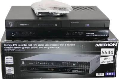 Obrázek produktu pro Medion MD81664 – DVD a VHS rekordér (kopírování VHS na DVD) –– bez pěnové výplně