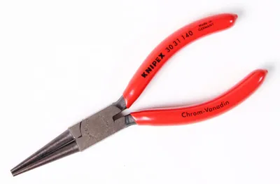 Image de KNIPEX Pince à bec long n° 3031140 Pinces d'électricien Rond 140 mm Pince à injection