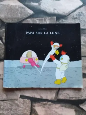 Image de Papa sur la lune