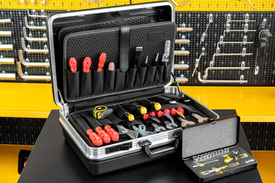 Produktbild von Elora Hartschalenkoffer plus Werkzeugsortiment Elektriker, ELORA-1380-L WS-10M