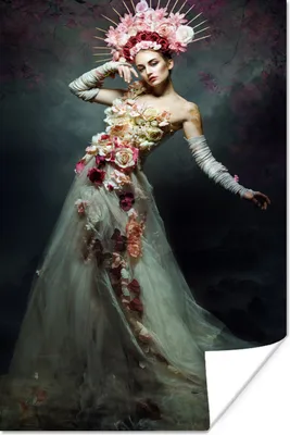 Produktbild von MuchoWow® Poster Frau - Kleid - Blumen 80x120 cm - Papierdruck