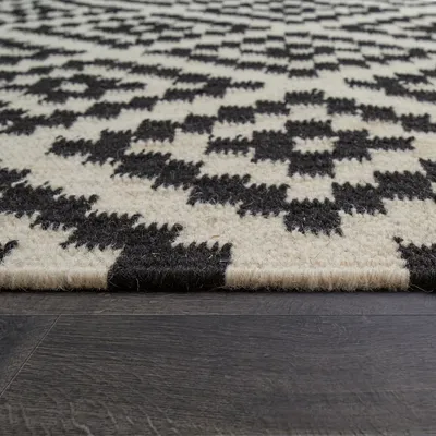 Produktbild von Teppich Modern Marokkanische Muster Handgewebt Skandi Rauten Fransen Schwarz Weiß Grösse 120x170 cm