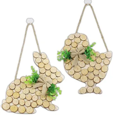 Immagine prodotto di Due decorazioni pasquali in legno da appendere all'ingresso – coniglio e dolcetto, decorazione a forma di tronco