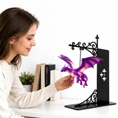Produktbild von Magische Schwebende Drachen Bücherregal Lampe, warmes LED Licht, 3D Drachen Nachtlicht – Fantasy Deko & Leselampe für Regal, Schlafzimmer & Leseecke