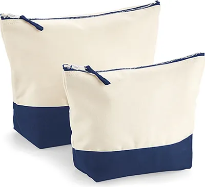 Produktbild von Westford Mill Dipped Base Canvas Accessory Bag