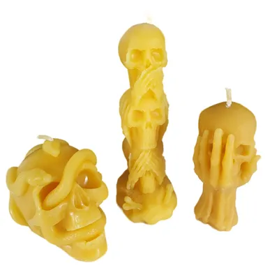 Produktbild von Bienenwachskerze Totenkopf Kerze 3er Set 7 bis 13 cm – Halloween Kerzen, Gothic Kerzen