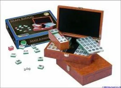 Produktbild von Philos Mah Jongg Designbox - Holzspiel mit arabischen Zeichen