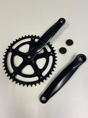 Produktbild von Kurbelgarnitur aus Aluminium, Schwarz, 170 mm Kurbelarmlänge, 46 Zähne Kettenblatt
