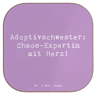 Produktbild von Mr. & Mrs. Panda bar untersetzer Spruch Adoptivschwester Chaos - Lavendeltraum - Geschenk, Holzuntersetzer, Geschwisterliebe, gläseruntersetzer, bieruntersetzer, Familie