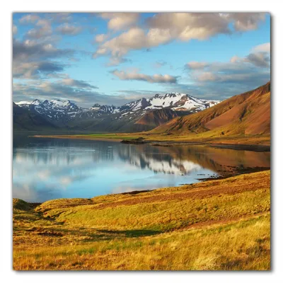 Produktbild von Wallario selbstklebende Möbelfolie/ Tischdecke für Innen und Außen, Größe: 80 x 80 cm - Bergpanorama mit Spiegelung im See