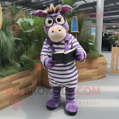Produktbild von Lavendel-Zebra REDBROKOLY Maskottchen kostüm mit Latzhose und Lesebrille