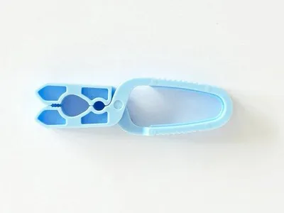 Immagine prodotto di Mollette per il bucato resistenti in plastica anti-ruggine, 20 pezzi