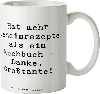 Produktbild von Mr. & Mrs. Panda Kaffeetasse Spruch Geheimrezepte Großtante - Weiß - Geschenk, Kochkunst, Geburtstage, Lebenserfahrung, Keramikbecher, Teetasse, Geburtstag, Tasse, Becher