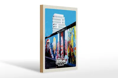 Produktbild von Holzschild Reise 20x30cm Berlin Hochhaus Graffiti Kunst