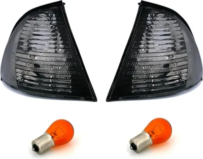 Obrázok produktu pre Predné smerovky čierne ĽAVÁ + PRAVÁ pre BMW radu 3 E46 Sedan + Touring