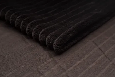 Obrázek produktu pro Pletenina Minky Stripe, černá 50 x 160 cm