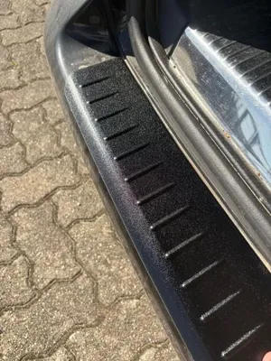 Immagine prodotto di Protezione per il bordo del portellone posteriore, nera, adatta a tutti i modelli VW T5