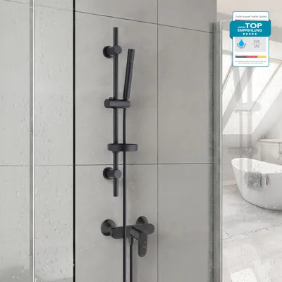 Produktbild von HANSGROHE Duscharmatur Vernis Blend, Duschsystem mit Einhebelmischer und BELVIT Regendusche oder Handbrause, Aufputz Wandmontage, Armatur Schwarz-Matt