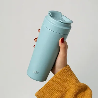 Produktbild von LUMA Thermobecher 600 ml, doppelwandig isoliert, aus Edelstahl, BPA-frei, blau