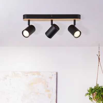 Produktbild von BRILLIANT moderner Spotbalken Niels in schwarz matt/natur | 3-flammig | schwenkbarer Kopf | mit geeignetem Leuchtmittel dimmbar | Metall /Bambus | 3x GU10 max. 10 W