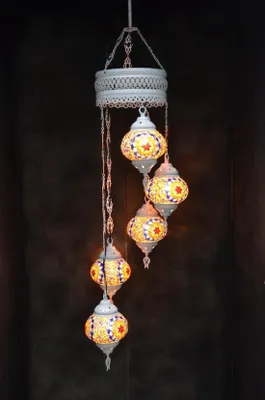 Produktbild von Hanglampe aus buntem Glas mit 5 Mosaik-Kugeln, orientalische marokkanische Deckenleuchte in Cremeweiß