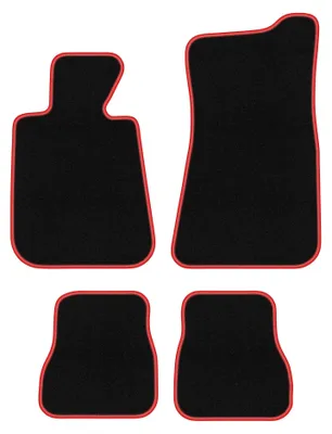 Obrázok produktu pre Velúrové autokoberce pre: BMW 3 E30 1986-1993 (kabriolet) – sada 4 ks, čierno-červené, na mieru – Wielganizator CARLUX