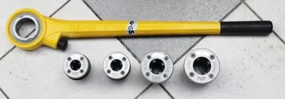 Produktbild von Rems Gewindeschneidkluppe Eva Set M16-32, 520010, 520010