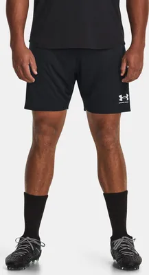Produktbild von Under Armour Challenger-Strickshorts, Schwarz S