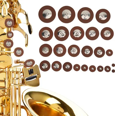 Image de Ensemble de 25 pièces avec rembourrages en cuir de différentes tailles pour saxophone ténor