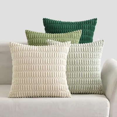 Produktbild von Kissenbezüge aus Cord, 4er-Set, dekorative Sofakissen, moderne Kissenbezüge, 45 x 45 cm, weiche Dekokissenbezüge für Wohnzimmer, Sofa und Schlafzimmer, grün