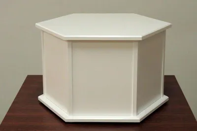 Produktbild von Zubehör Pyramidensockel weiß sechseckig für 14770 BxH 50x35cm NEU