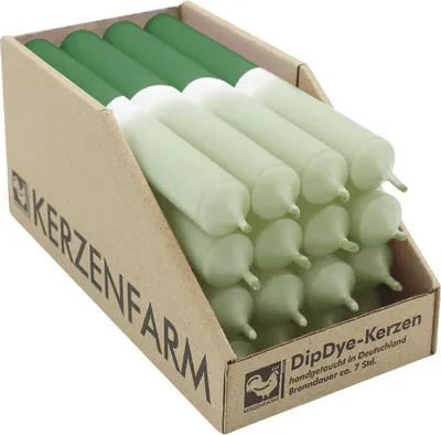 Produktbild von DIP DYE Stabkerzen aus Paraffin, 180/22 mm, Salbei-Pinie, KERZENFARM HAHN, Brenndauer ca. 7h, 16 Stück pro Verpackung
