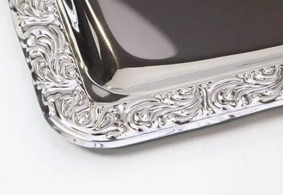 Image de Plateau en acier inoxydable 18/0 avec bordure décorative - Poignées en zinc moulé - chromées - 31 x 54 cm - Plateau carré de 3 cm de hauteur, 70 x 70 cm