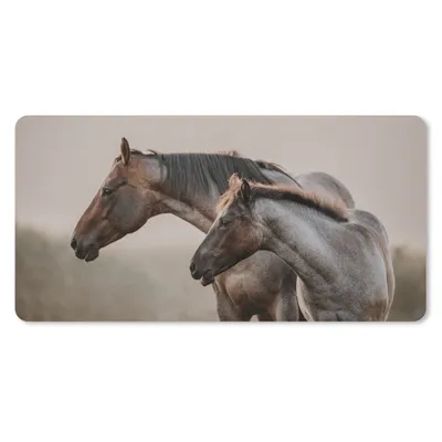 Produktbild von MuchoWow® Schreibtischunterlage Pferde - Nebel - Wiese 80x40 cm - XXL Mauspad - Gaming Mauspad