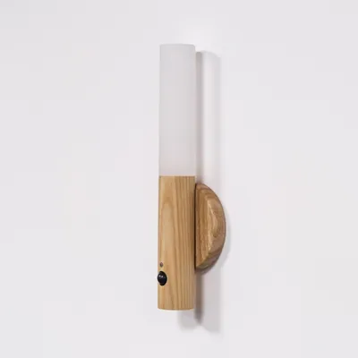 Obrázek produktu pro first4magnets, magnetická PIR senzorová nástěnná lampa, dřevo, bezdrátová, USB