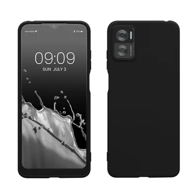 Obrázok produktu pre kwmobile puzdro kompatibilné s puzdrom Motorola Moto E22 / Moto E22i - mäkké TPU silikónové puzdro - kryt vhodný pre bezdrôtové nabíjanie - čierne matné