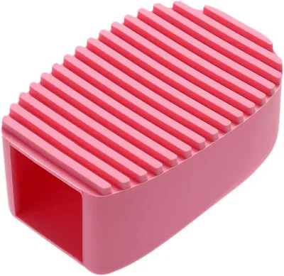 Produktbild von Kreative Silikon Kleiderwaschbürste in Rosa Handwaschbrett mit Hohlform Bequem und Einfach Anzuwenden für Haushalt und Wäschewaschen