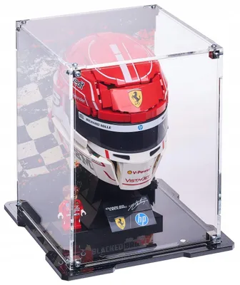 Obrázok produktu pre Čierna vitrína s potlačenou zadnou stenou pre LEGO® 43014 – Charles Leclerc, Scuderia Ferrari, závodná prilba