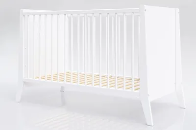 Łóżeczko Cosmo z gryzakami 120x60 kolor biały – zdjęcie produktu 1