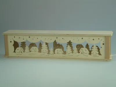 Produktbild von Schwibbogenerhöhung mit Häuser Kirche und Beleuchtung BxHxT 52x10x10cm NEU