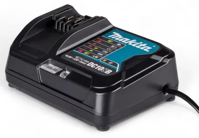 Immagine prodotto di Caricabatterie rapido per batterie CXT da 12Vmax 197363-4 DC10SB Makita