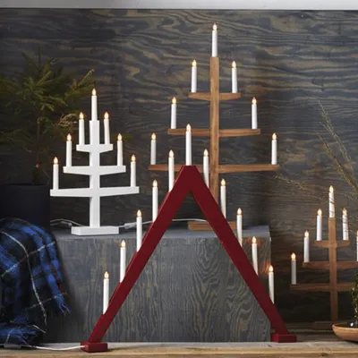 Immagine prodotto di Lampadario da finestra Trill - 11 lampadine bianco caldo - L: 78cm, H: 79cm - legno - interruttore - rosso